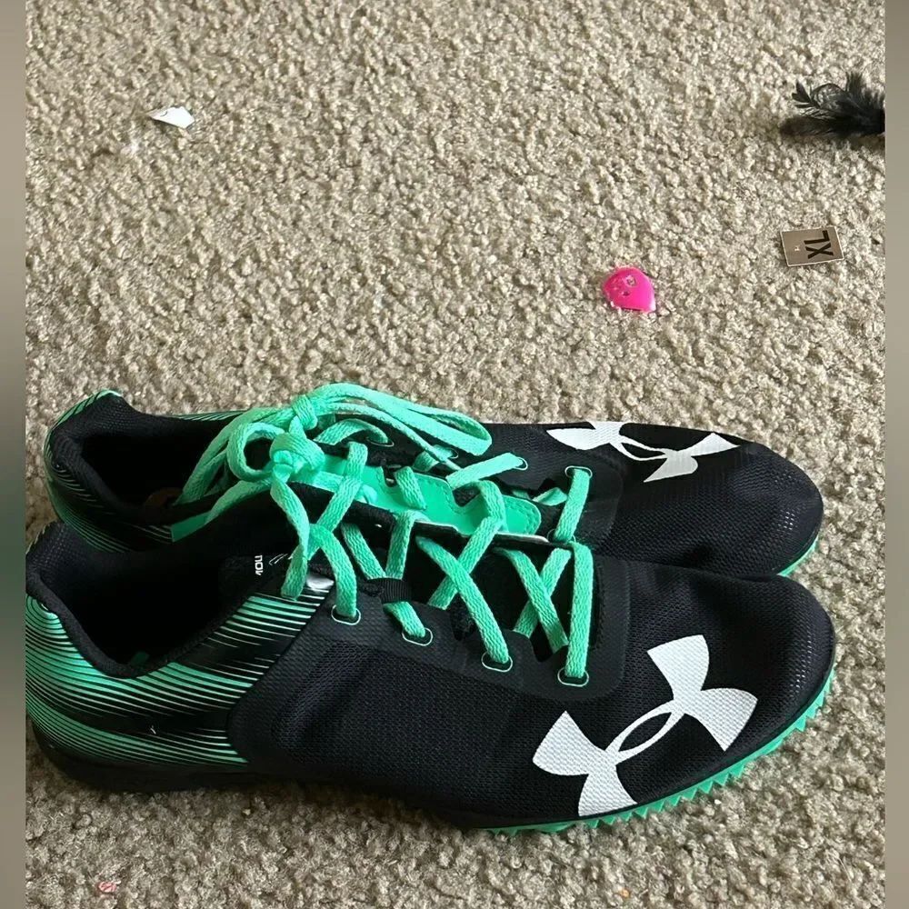 Under Armour Kick Distance Spike Running Shoes